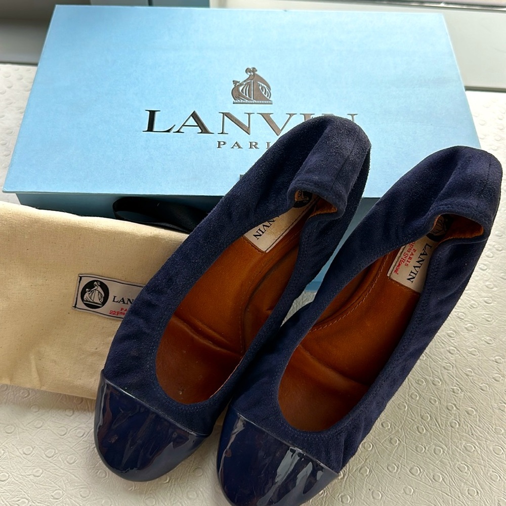 LANVIN cap-toe suede ballerina flat size 38 (fits like size 37)